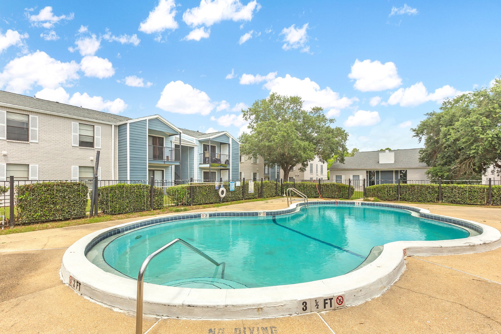 Swimming pool at The Emory
